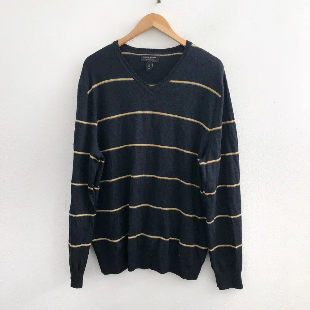 BANANA REPUBLIC 100% Merino Wool Sweater Size XL‎